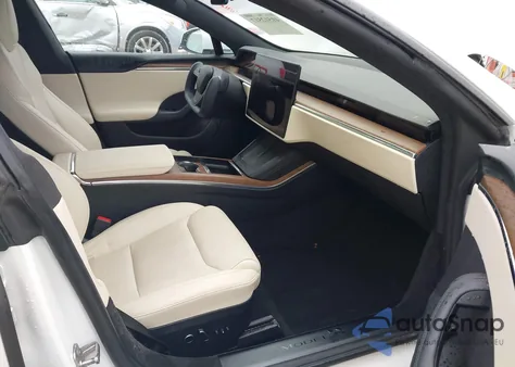 2022 Tesla Model S Dual Motor All-Wheel Drive z USA, uszkodzony, nr VIN 5YJSA1E53NF486960